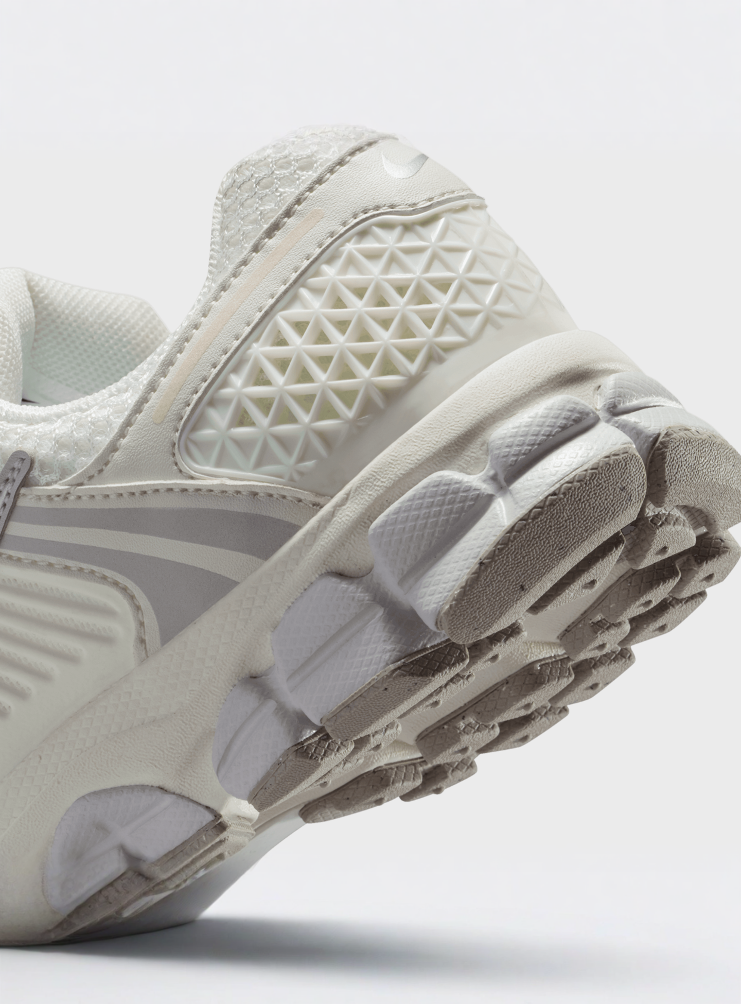Nike, Vomero 5 sail/metallic silver/vast grey, beige, Image 8 of 9