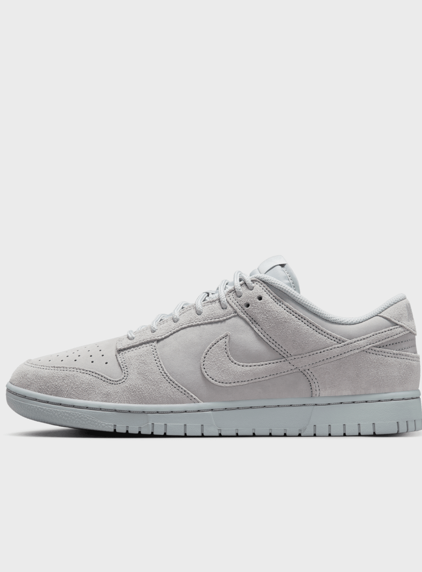 Nike, Dunk Low Retro SE, grey, Image 1 of 9