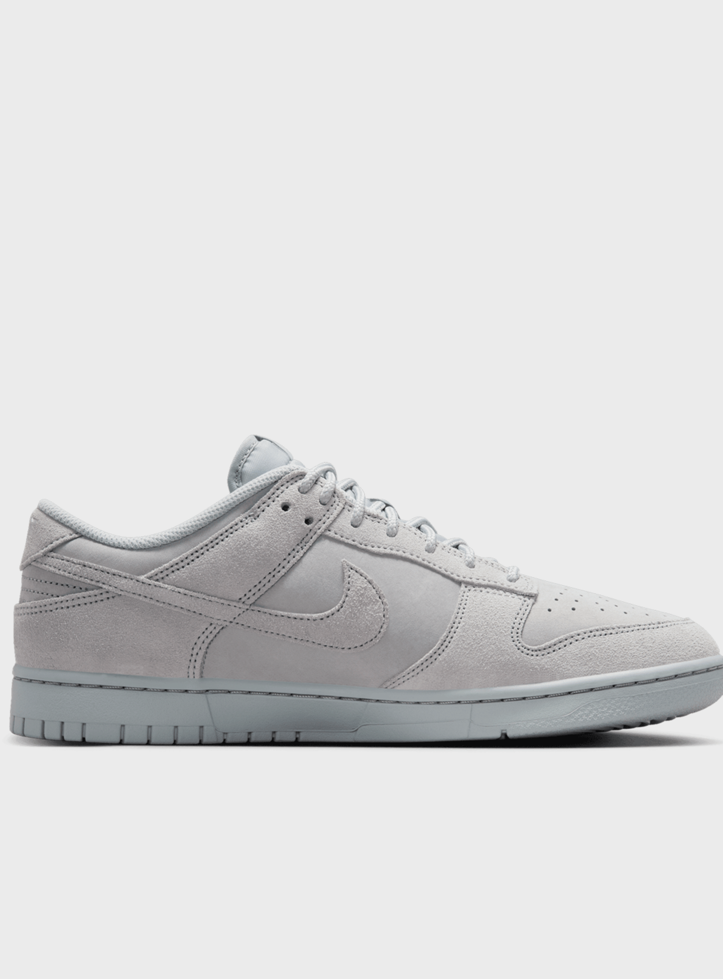 Nike, Dunk Low Retro SE, grey, Image 2 of 9