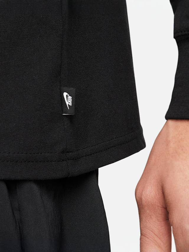 Nike, Premium Essential Long-Sleeve T-Shirt, black, Image 4 of 5