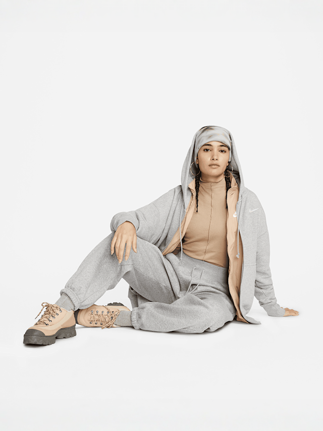 Nike, Sportswear Phoenix Fleece Oversized Full-Zip Hoodie, grey, Image 9 of 9