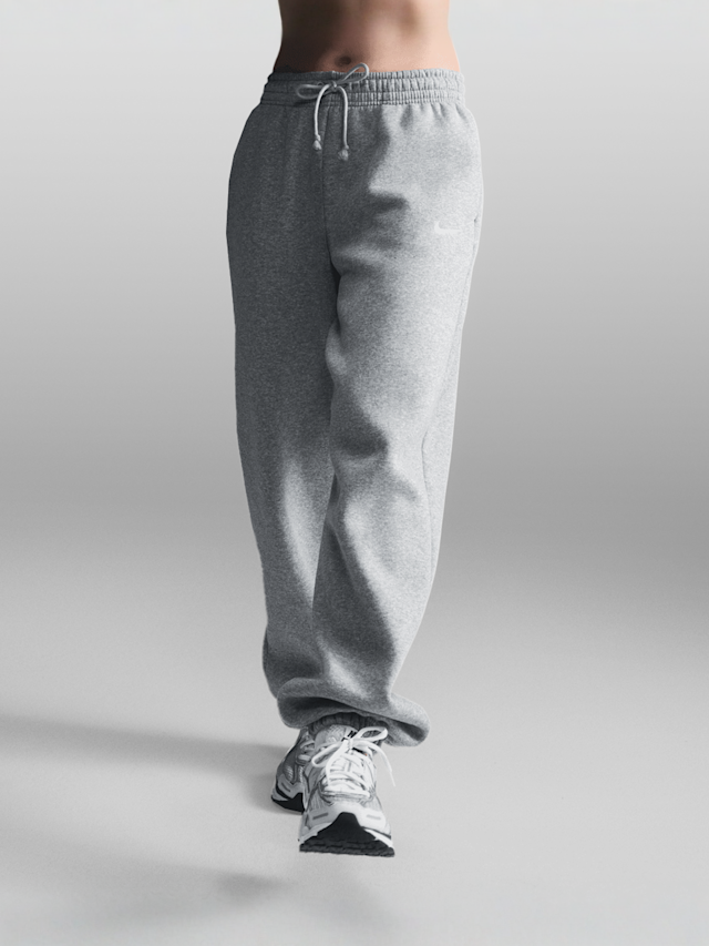 Nike, Sportswear Phoenix Fleece High-Waisted Oversized Sweatpants, grey, Image 1 of 4