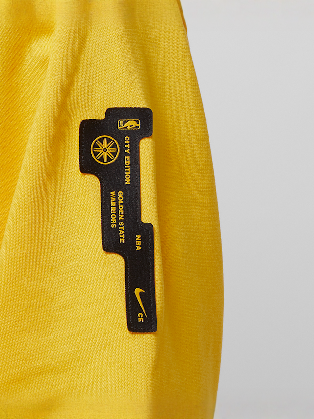 Nike, NBS Golden State Warriors Standard Issue Hoodie Courtside City Edition, yellow, Image 4 of 5
