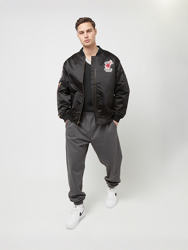 Mitchell & Ness, NBA Lightweight Satin Bomber Miami Heat, black, Image 7 of 7