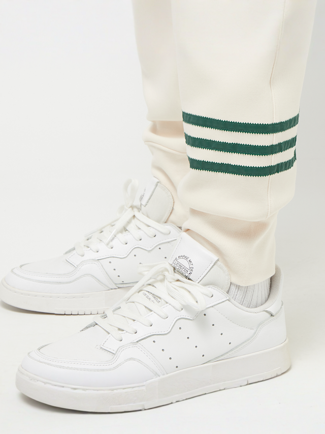 adidas Originals, adicolor Neuclassics Trackpant, beige, Image 3 of 6