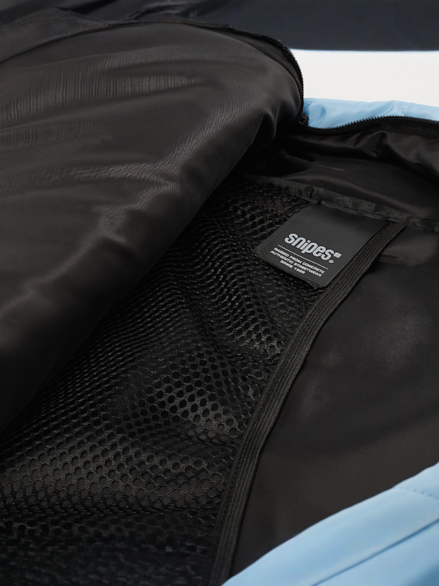 SNIPES, Rubber Badge Basic Logo Diamond Quilted Backpack, blue, Image 6 of 7