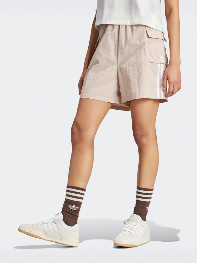 adidas Originals, 3-Streifen Cargo Short Summer Glow, beige, Image 1 of 5