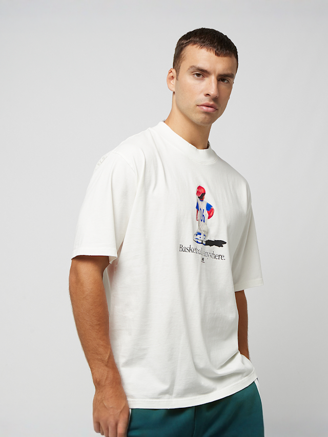 New Balance, Hoops Graphic T-Shirt, white, Image 1 of 4