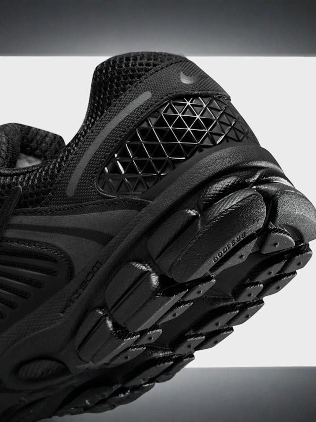 Nike, Zoom Vomero 5, black, Image 8 of 9