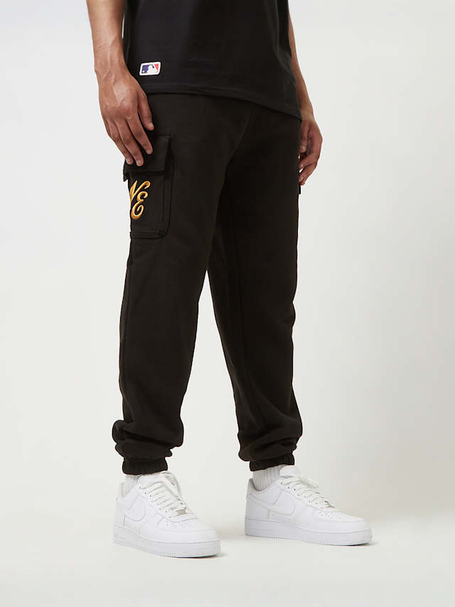 New Era, Script Cargo Joggers, black, Image 1 of 7