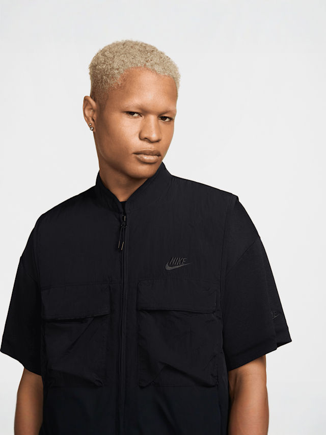 Nike, Tech Woven Vest, black, Image 3 of 7