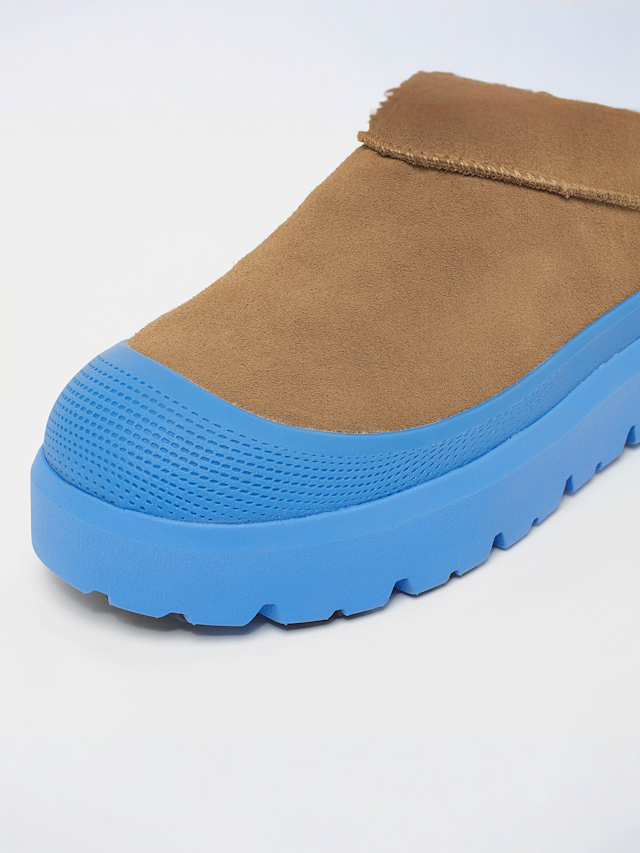 UGG, Classic Short Weather Hybrid, brown, Image 7 of 7