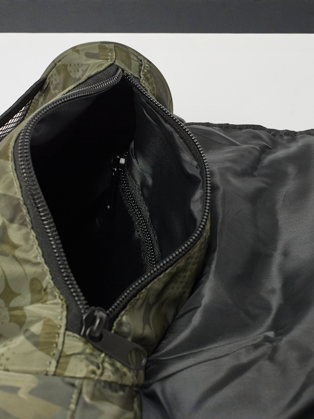 Capacité, Big C Cross Shoulder Bag, green, Image 5 of 5