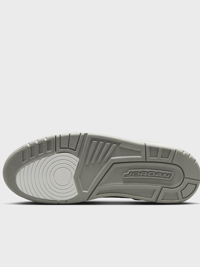 Jordan, Spizike Low, white, Image 3 of 9