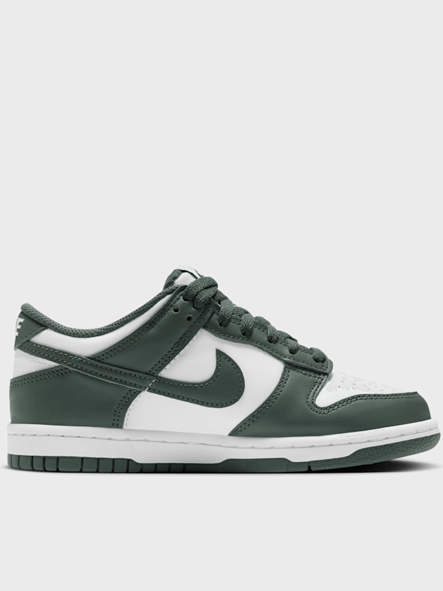 Nike, Dunk Low (GS), green, Image 2 of 8