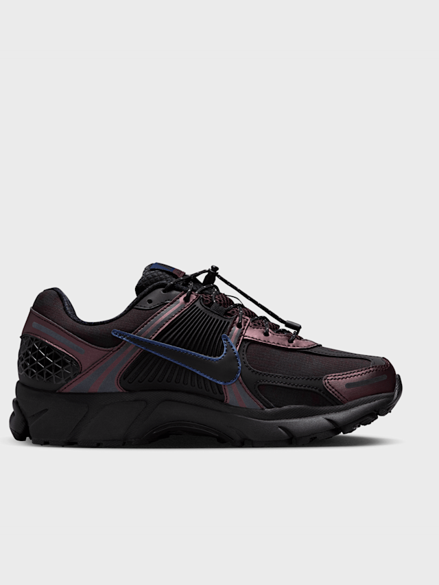 Nike, WMNS Zoom Vomero 5, black, Image 2 of 9
