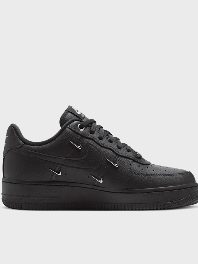 Nike, WMNS Air Force 1 '07 LX, black, Image 2 of 8