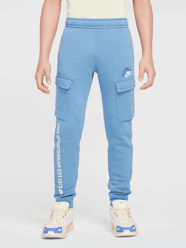 Nike, Sportswear Standard Issue Cargo Pants, blue, Image 1 of 6