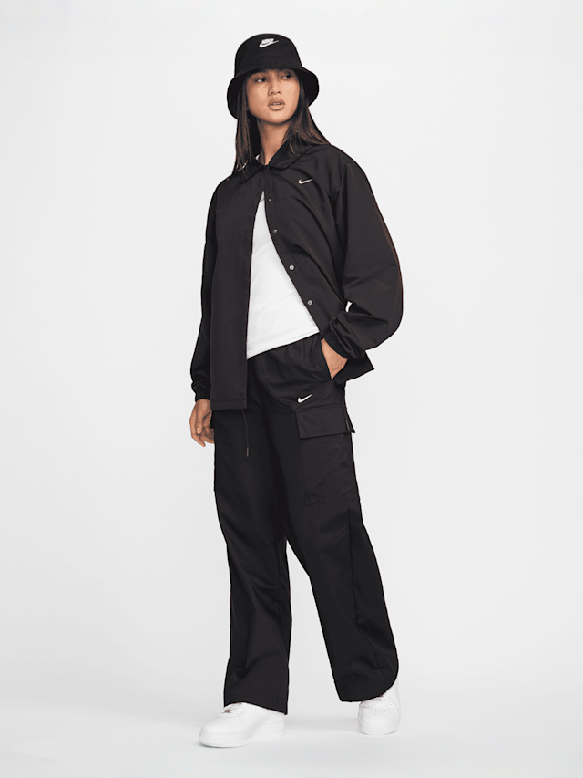 Nike, Sportswear Essential Woven Cargo Pants, black, Image 7 of 7