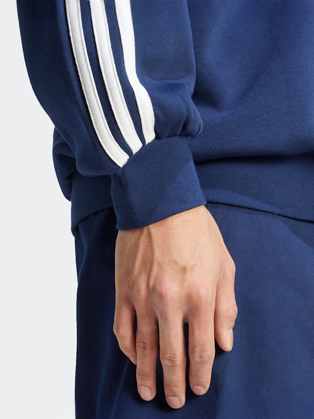 adidas Originals, Oversized 3-Streifen Crew Sweatshirt, blue, Image 4 of 5
