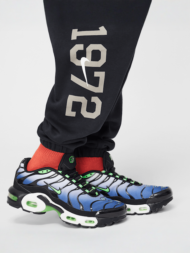 Nike, Sportswear Club Fleece Loose Pants, black, Image 5 of 6