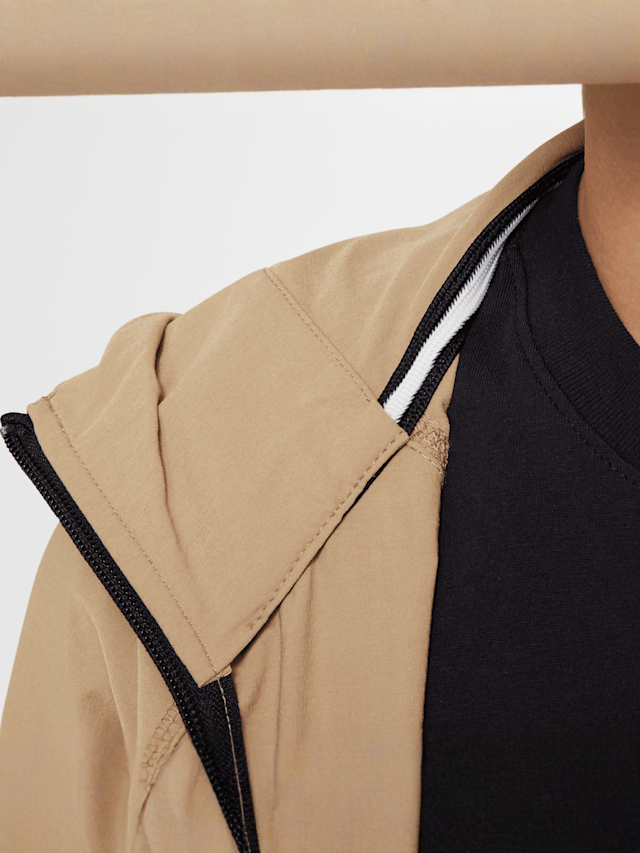 Nike, Sportswear Tech Woven Jacket, beige, Image 3 of 9