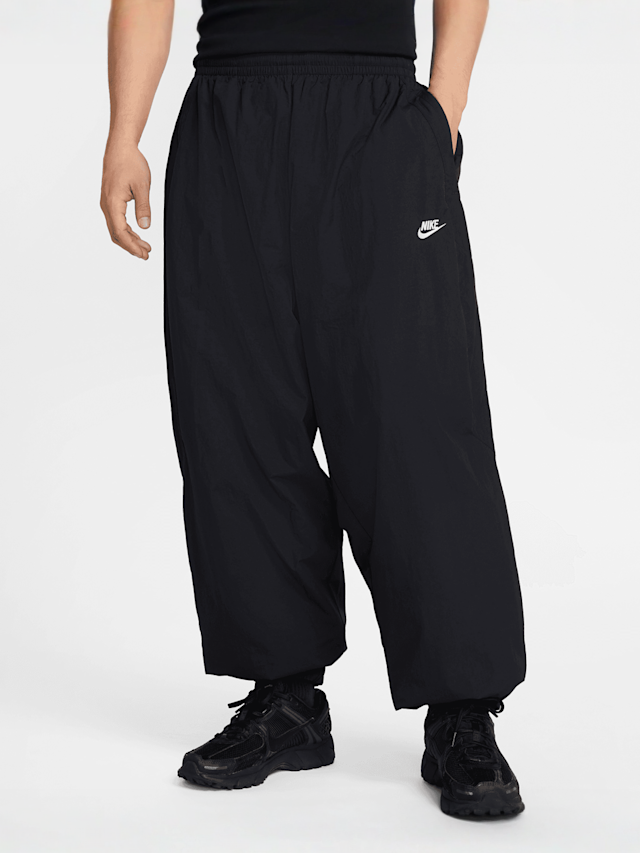Nike, Club Woven Oversized Track Pants, black, Image 1 of 6
