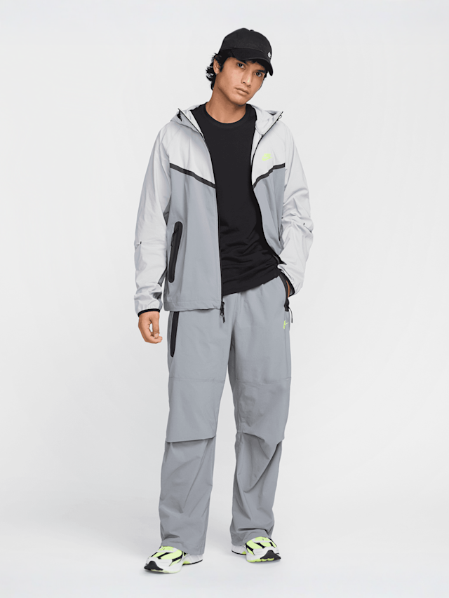 Nike, Tech Oversized Woven Pants, grey, Image 9 of 9