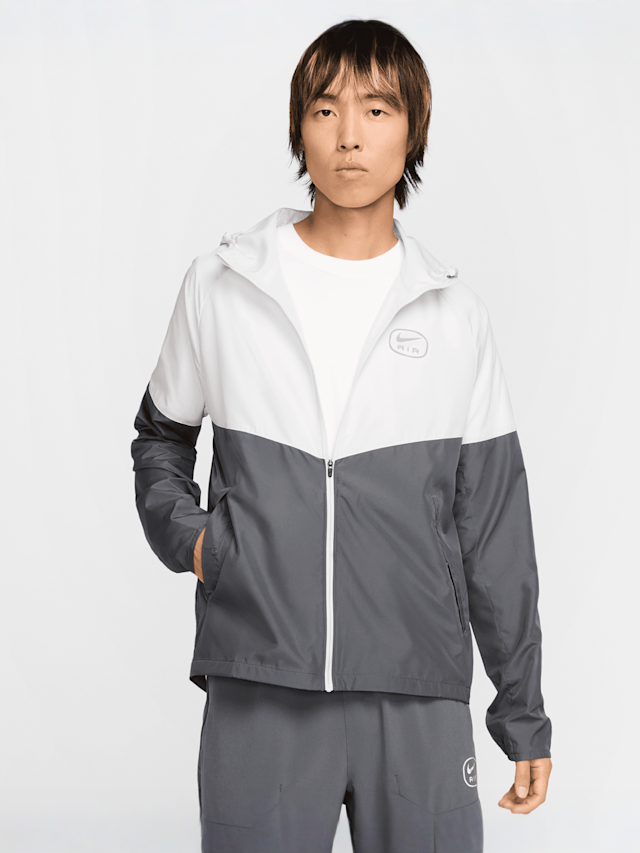 Nike, Sportswear Swoosh Air Run Jacket, grey, Image 1 of 7