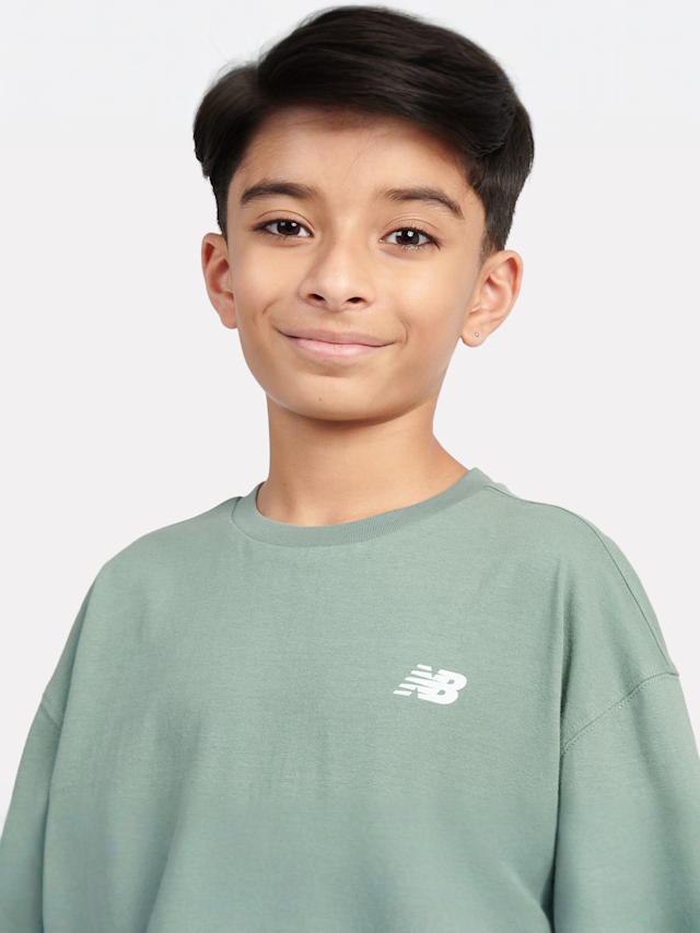 New Balance, Back Graphic Queue Tee, green, Image 3 of 6