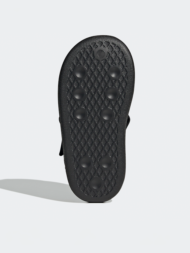 adidas Originals, Adifom Adilette Kids Slides (GS), black, Image 5 of 8