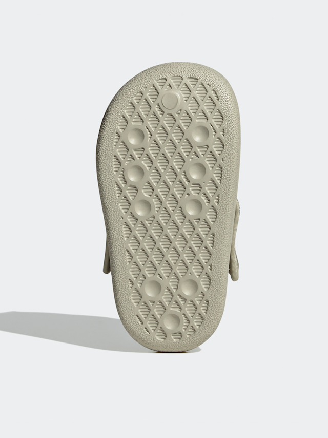 adidas Originals, Adifom Adilette Kids Slides (GS), grey, Image 5 of 8