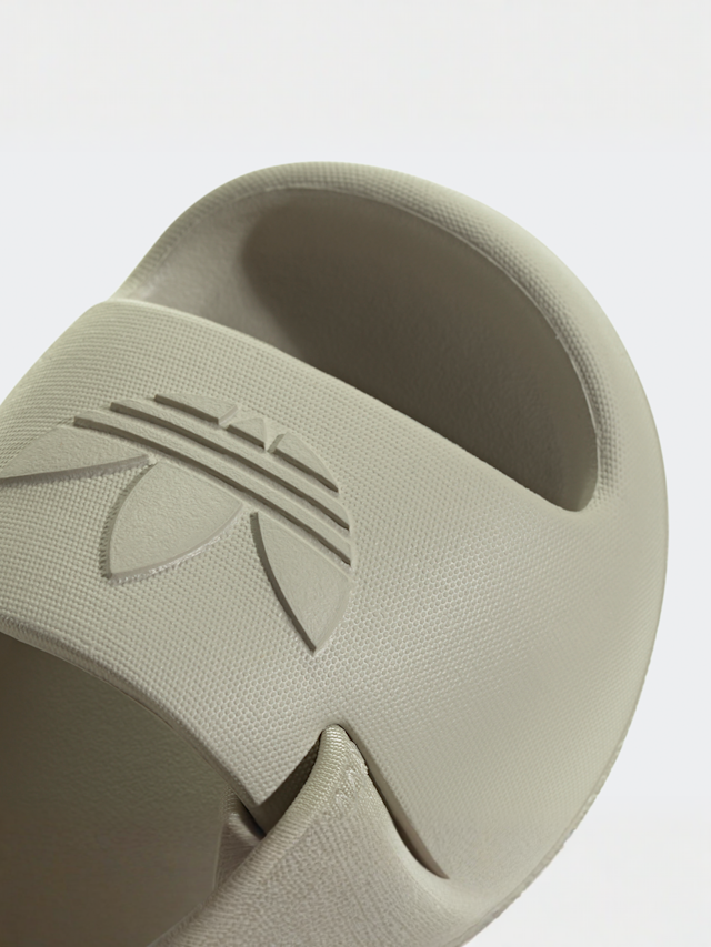 adidas Originals, Adifom Adilette Kids Slides (GS), grey, Image 7 of 8