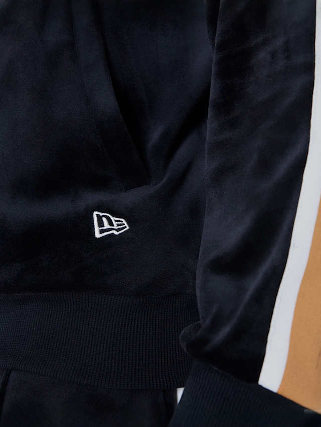 New Era, MLB Velour Track Top New York Yankees, black, Image 5 of 7