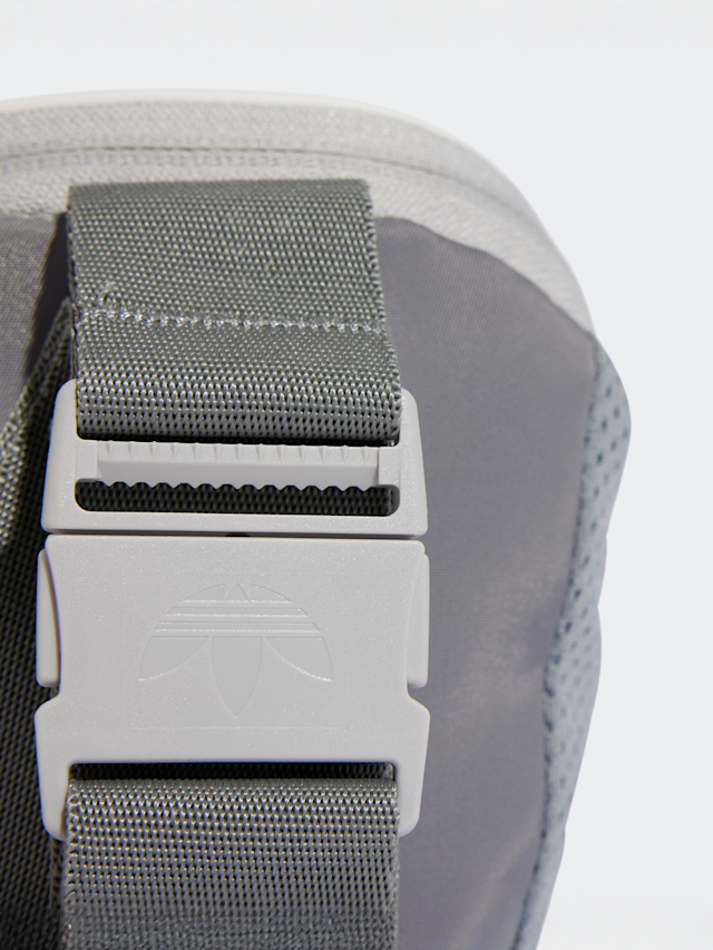 adidas Originals, Adicolor kleine Shoulder Bag, grey, Image 5 of 6