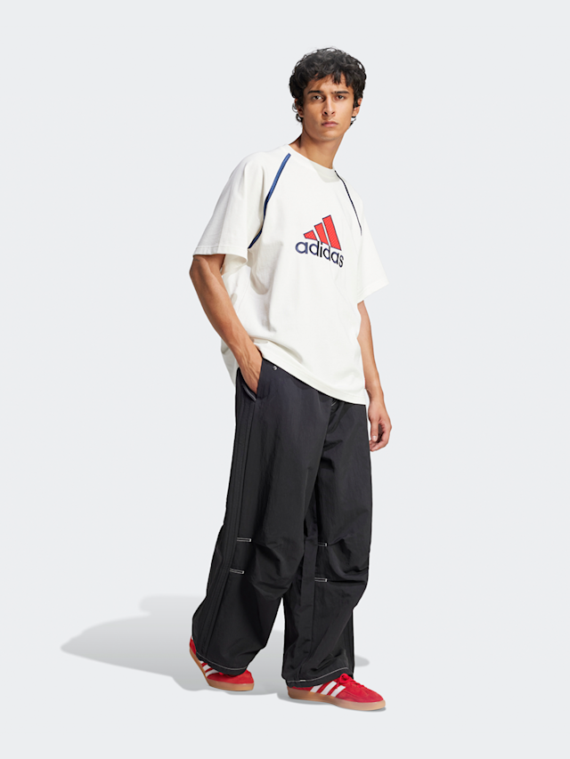 adidas Originals, Badge T-Shirt, white, Image 5 of 5