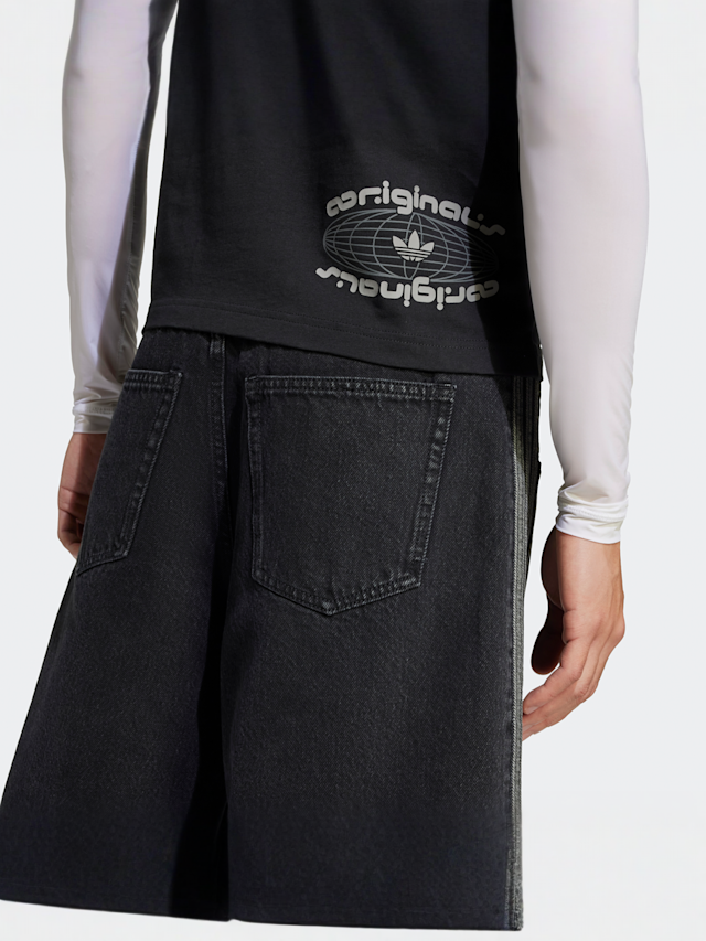 adidas Originals, adicolor Firebird Shorts, black, Image 4 of 5