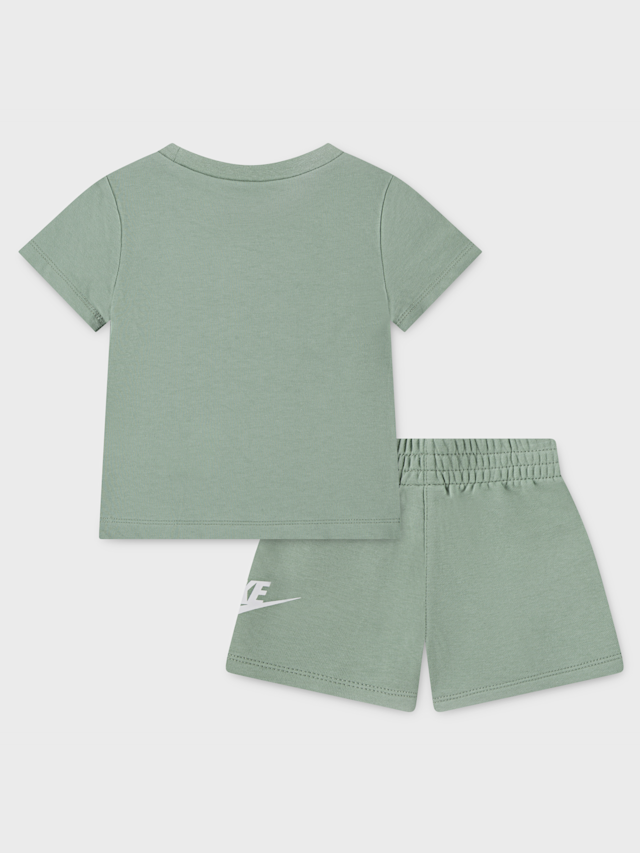 Nike, Club Tee & Shorts Set, green, Image 2 of 4