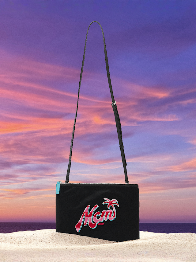 MCM x SNIPES, Aren Flat Pouch Medium, black, Image 7 of 9