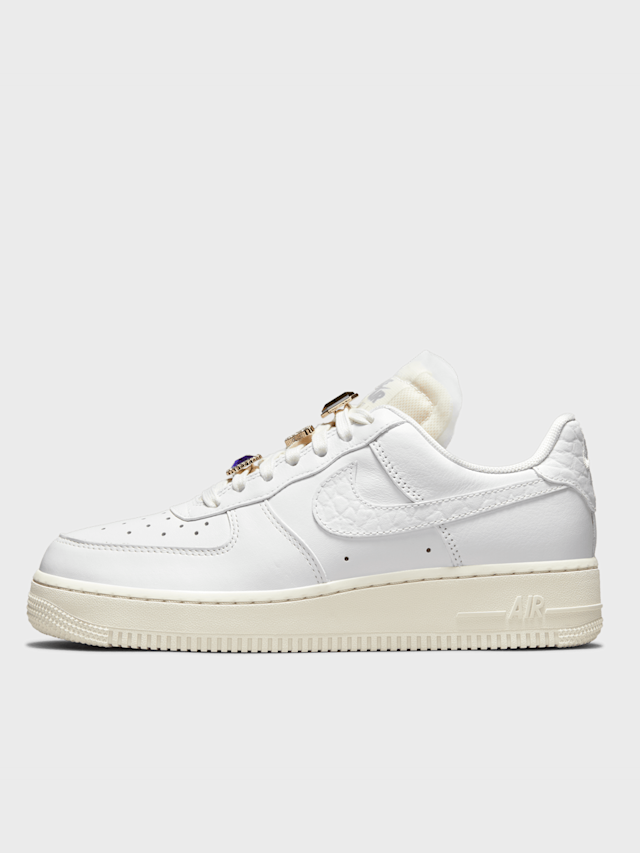Nike, WMNS Air Force 1 Low Premium, white, Image 1 of 9