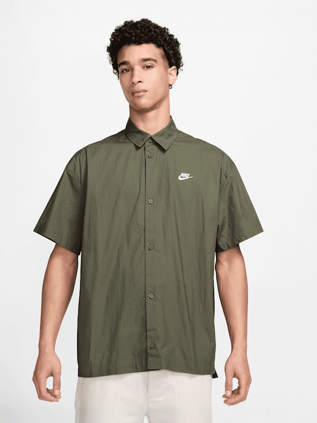 Nike, Club Shortsleeve Button Oversize Shirt, green, Image 1 of 3