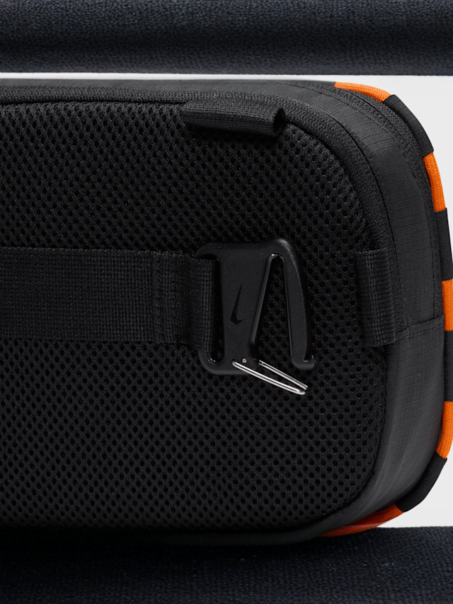 Nike, Hayward Patrol Crossbody, black, Image 8 of 9