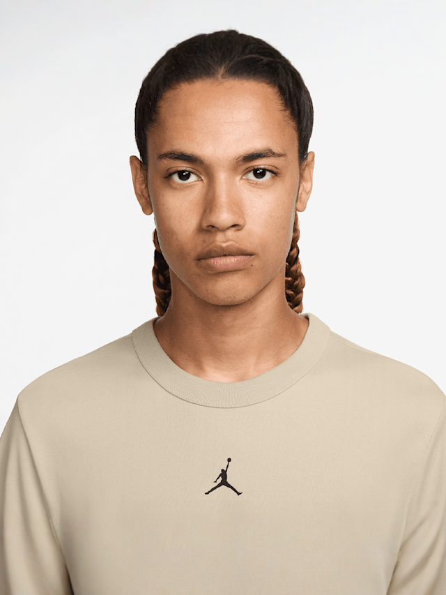 Jordan, Dri-Fit Sport Shortsleeve Top, beige, Image 3 of 3