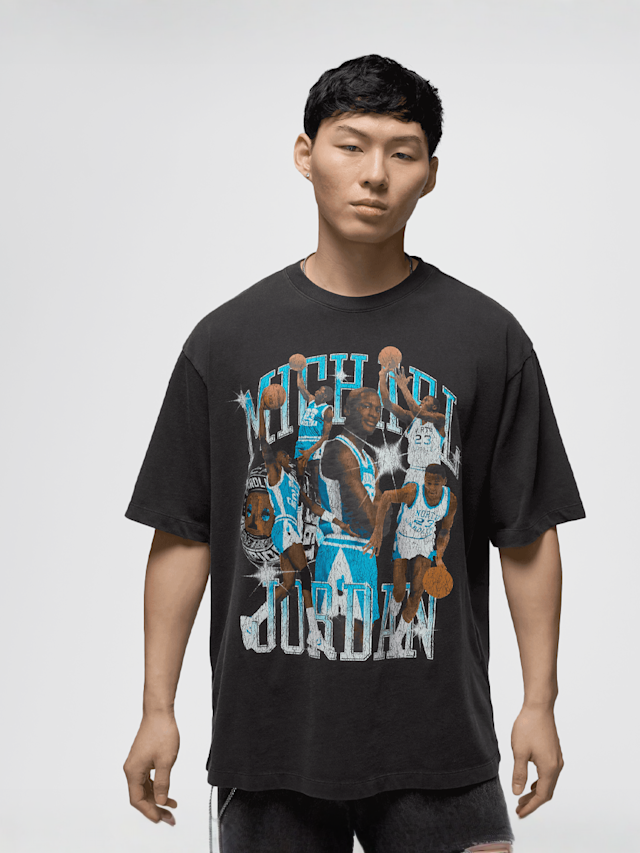 Jordan, Flight Essentials T-Shirt, black, Image 1 of 5