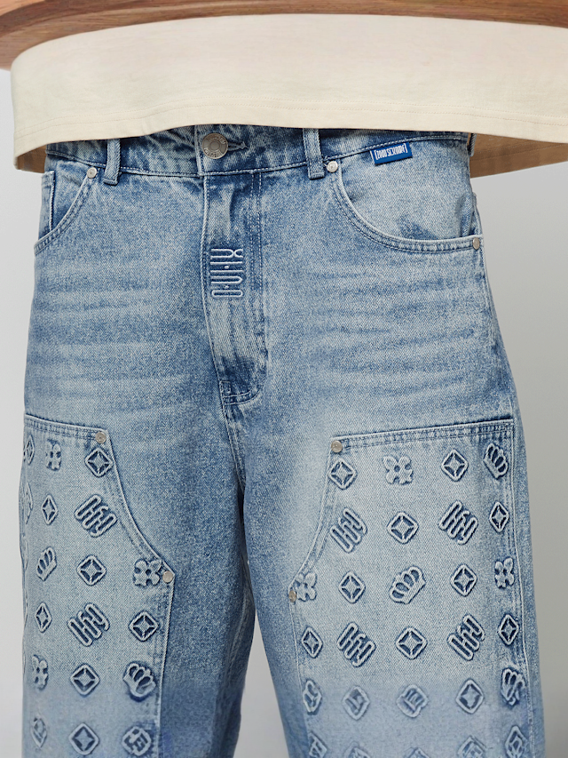 zəяo si:x nœf, Primary Logo Embossed Denim Shorts, blue, Image 3 of 5