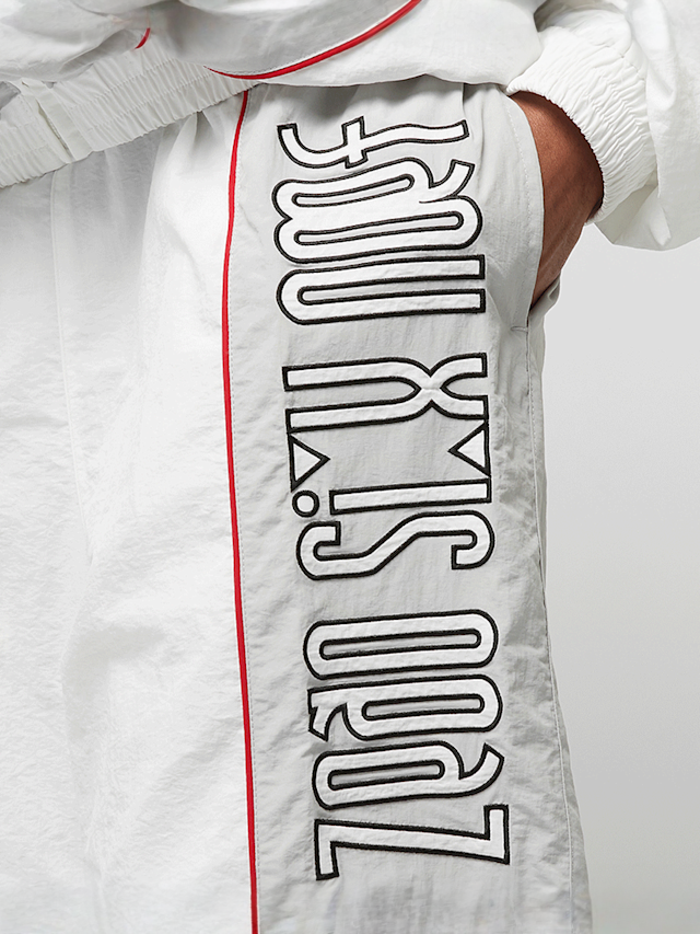 zəяo si:x nœf, Primary Logo Oversized Straight Leg Color Block Trackpants, white, Image 3 of 9