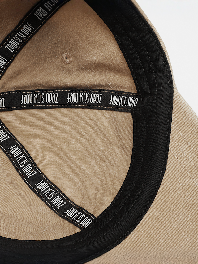 zəяo si:x nœf, Primary Logo Washed Baseball Cap, beige, Image 3 of 5