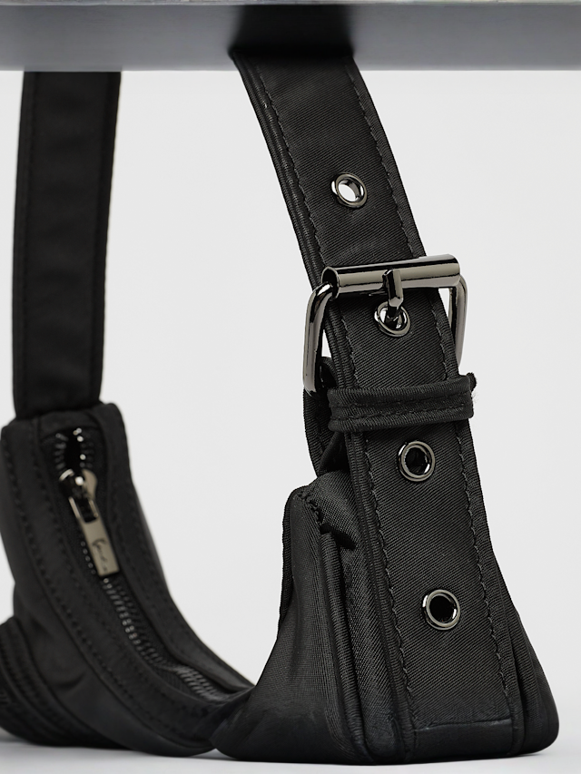 Karl Kani, Og Kani Outerpocket Shoulder Bag, black, Image 4 of 5