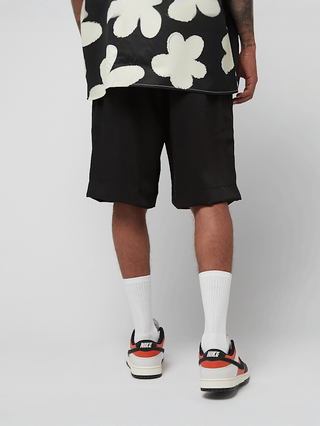 Another Cotton Lab, Double Pleated Shorts, black, Image 2 of 5