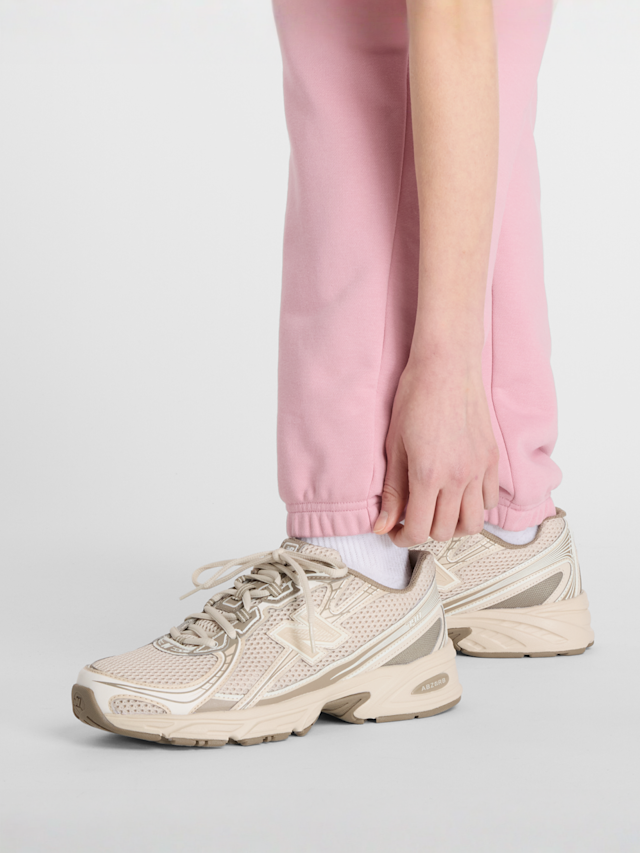 New Balance, Sport Essentials French Terry Jogger, light pink, Image 6 of 6